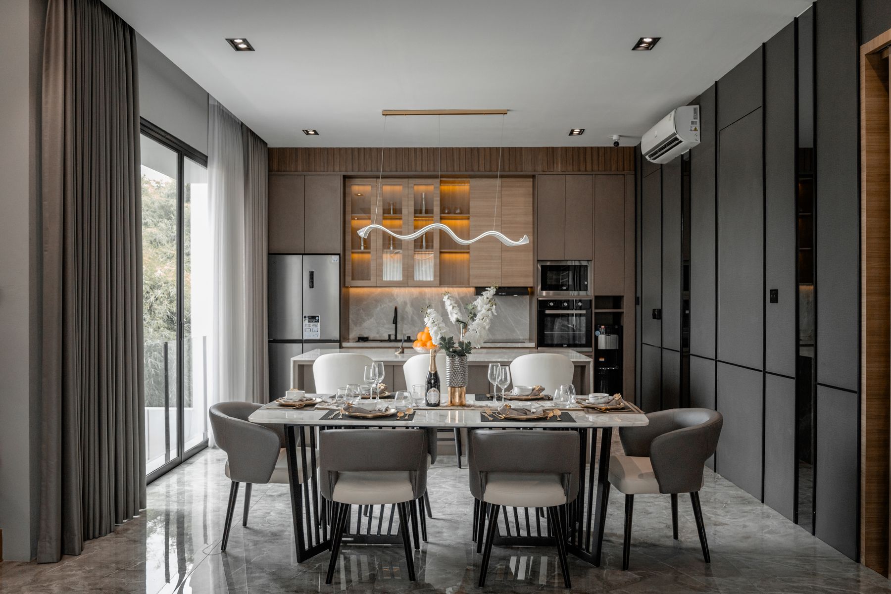Living spaces & interiors — reference photography